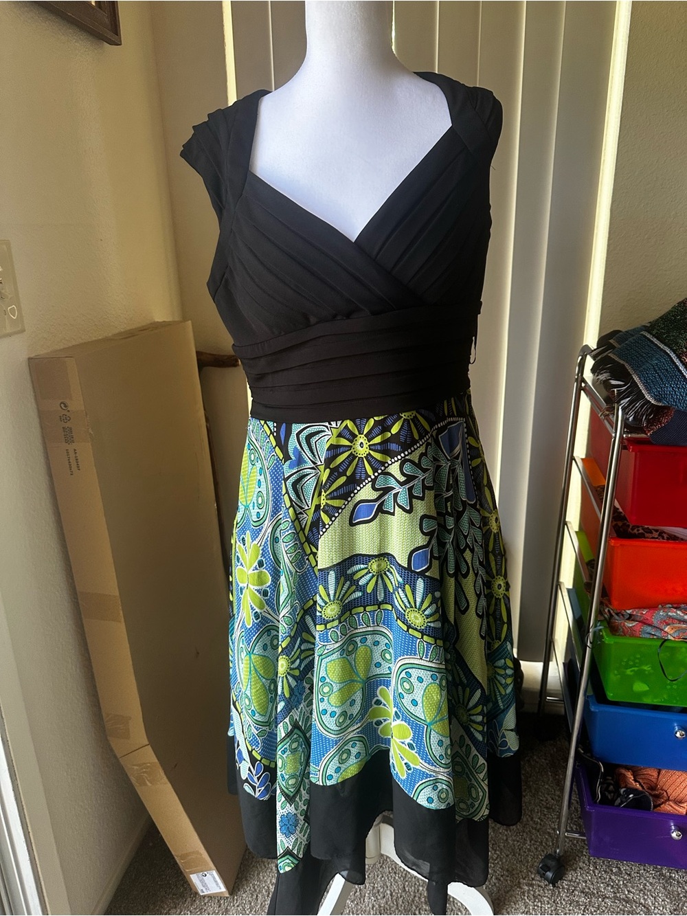 Black Bodice Floral Print Fit-and-Flarem Dress
